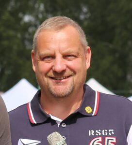 Denna bild har ett alt-attribut som är tomt. Dess filnamn är benzon-272x300.jpg